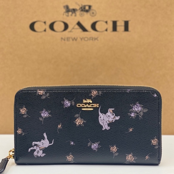 🥰 Coach Disney Dalmatian ZIP Wallet Black - Picture 1 of 8